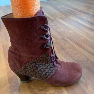 Vintage Operetta Fluevogs